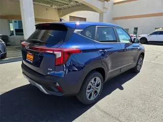 Kia Seltos 2025 AWD LX 4p SUV