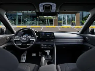 Hyundai ELANTRA 2026 SEL Sport 4p Sedan