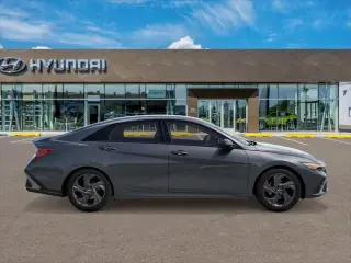 Hyundai ELANTRA 2026 SEL Sport 4p Sedan