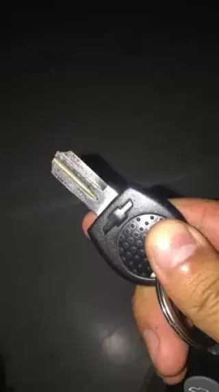 APERTURAS DE PUERTAS DE AUTOS