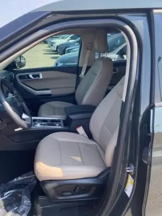 Ford Explorer 2024 AWD XLT 4p SUV