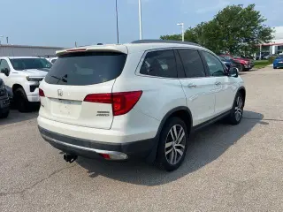Honda Pilot 2018 AWD Touring 4dr SUV