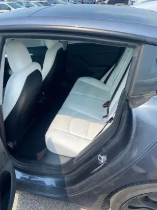 Tesla Model 3 2023 AWD Performance 4p Sedan