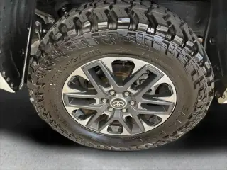 Toyota Tundra 2022 4x2 Limited 4p Camioneta Cabina CrewMax Super Baja