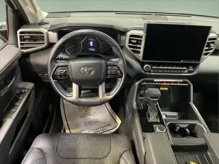 Toyota Tundra 2022 4x2 Limited 4p Camioneta Cabina CrewMax Super Baja