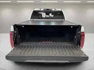 Toyota Tundra 2022 4x2 Limited 4p Camioneta Cabina CrewMax Super Baja