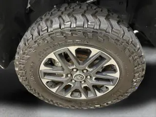 Toyota Tundra 2022 4x2 Limited 4p Camioneta Cabina CrewMax Super Baja
