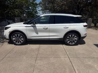 Lincoln Corsair 2022 Reserve 4p SUV
