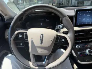 Lincoln Corsair 2022 Reserve 4p SUV