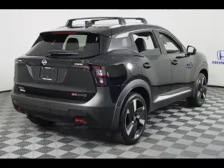 Nissan Kicks 2025 AWD SR 4p Crossover