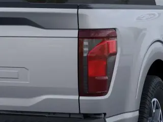 Ford F-150 2025 4x2 STX 4p SuperCrew 5.5 pies CB