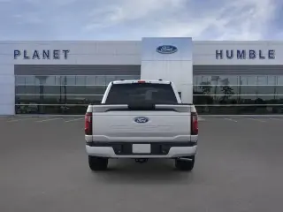 Ford F-150 2025 4x2 STX 4p SuperCrew 5.5 pies CB