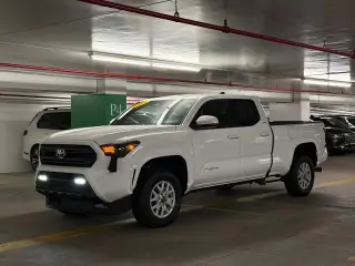 Toyota Tacoma 2026 4x4 SR5 4dr Cabina Doble 6.1 ft LB