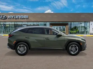 Hyundai TUCSON 2026 SE 4p SUV