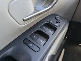Hyundai TUCSON 2024 SE SUV de 4 puertas (lanzamiento a mitad de año)