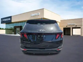 Hyundai TUCSON 2024 SE SUV de 4 puertas (lanzamiento a mitad de año)