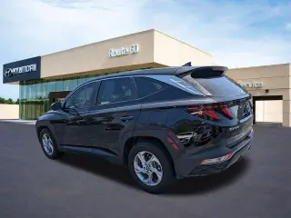 Hyundai TUCSON 2024 SE SUV de 4 puertas (lanzamiento a mitad de año)
