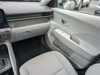 Crossover Hyundai KONA 2024 SEL 4p