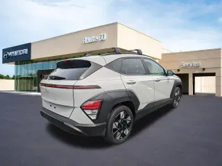 Crossover Hyundai KONA 2024 SEL 4p