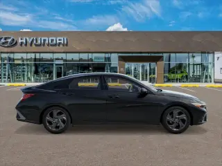 Hyundai ELANTRA 2026 SEL Sport 4p Sedan
