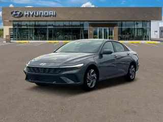 Hyundai ELANTRA 2025 SEL Sport 4 puertas Sedán