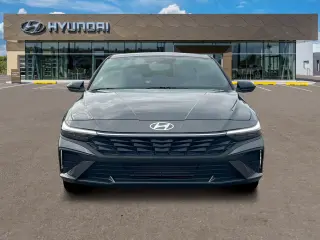 Hyundai ELANTRA 2025 SEL Sport 4 puertas Sedán