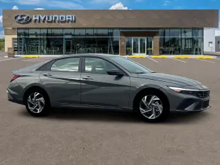 Hyundai ELANTRA 2025 SEL Sport 4 puertas Sedán