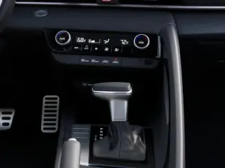 Hyundai ELANTRA 2025 SEL Sport 4p Sedán