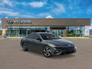 Hyundai ELANTRA 2025 SEL Sport 4p Sedán
