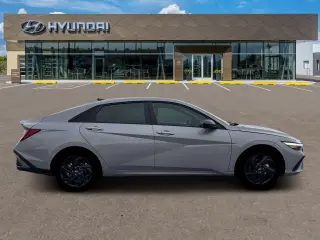 Hyundai ELANTRA 2026 SEL Sport 4p Sedán