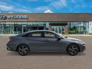 Hyundai ELANTRA 2026 SEL Sport 4dr Sedan