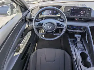 Hyundai ELANTRA 2025 SEL Sport Sedán 4p