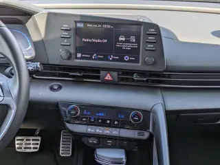 Hyundai ELANTRA 2025 SEL Sport Sedán 4p