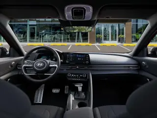 Hyundai ELANTRA 2025 SEL Sport 4p Sedan