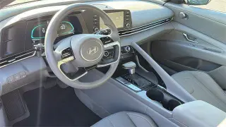 Hyundai ELANTRA Hybrid 2025 Azul 4p Sedan