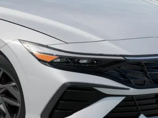 Hyundai ELANTRA Hybrid 2026 Azul 4p Sedán