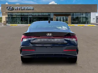 Hyundai ELANTRA Hybrid 2026 Azul 4p Sedan