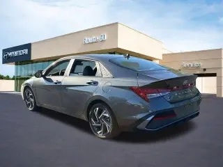 Hyundai ELANTRA Hybrid 2025 SEL Sport 4p Sedan