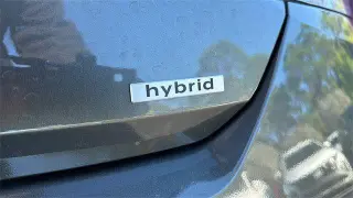 Hyundai ELANTRA Hybrid 2025 SEL Sport 4p Sedan