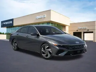 Hyundai ELANTRA 2025 SEL Confort Sedán 4 puertas