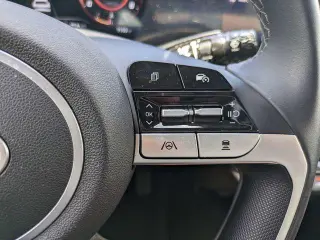 Hyundai ELANTRA 2025 SEL Confort Sedán 4 puertas