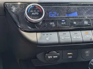 Hyundai ELANTRA 2025 SEL Confort Sedán 4 puertas