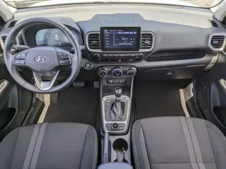 Hyundai VENUE 2026 SEL 4p Crossover con techo bicolor