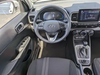 Hyundai VENUE 2026 SEL 4p Crossover con techo bicolor