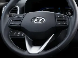Hyundai VENUE 2026 SEL 4p Crossover con Techo Bicolor