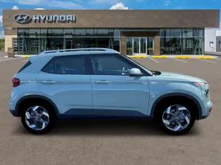 Hyundai VENUE 2026 SEL 4p Crossover con techo bicolor