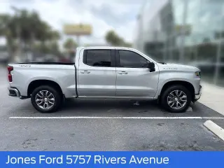 Chevrolet Silverado 1500 2020 4x4 LT 4p Cab Crew 5.8 ft. SB