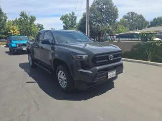 Toyota Tacoma 2025 4x2 SR 4p Cab Doble 5.0 ft SB