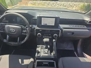 Toyota Tacoma 2025 4x2 SR 4p Cab Doble 5.0 ft SB