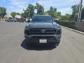 Toyota Tacoma 2025 4x2 SR 4p Cab Doble 5.0 ft SB